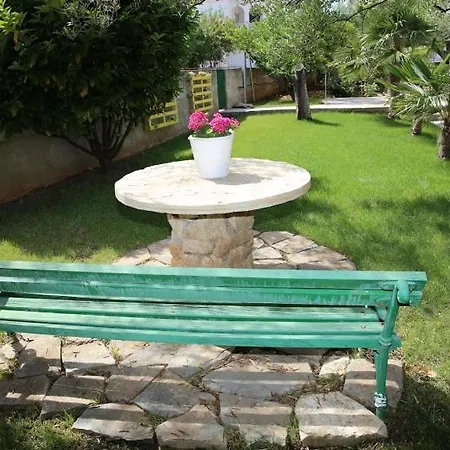 Apartament Ferara
